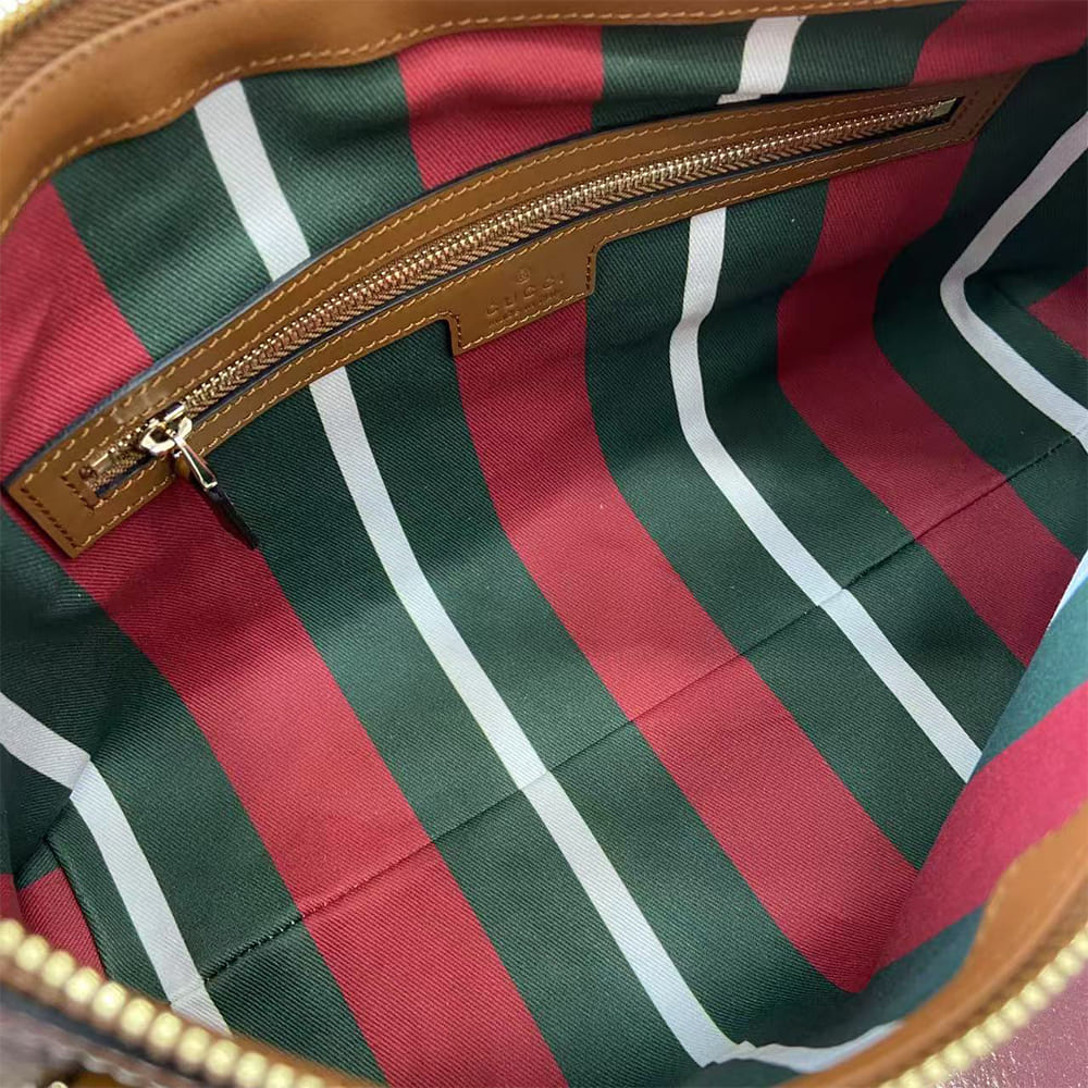 GG Emblem medium shoulder bag