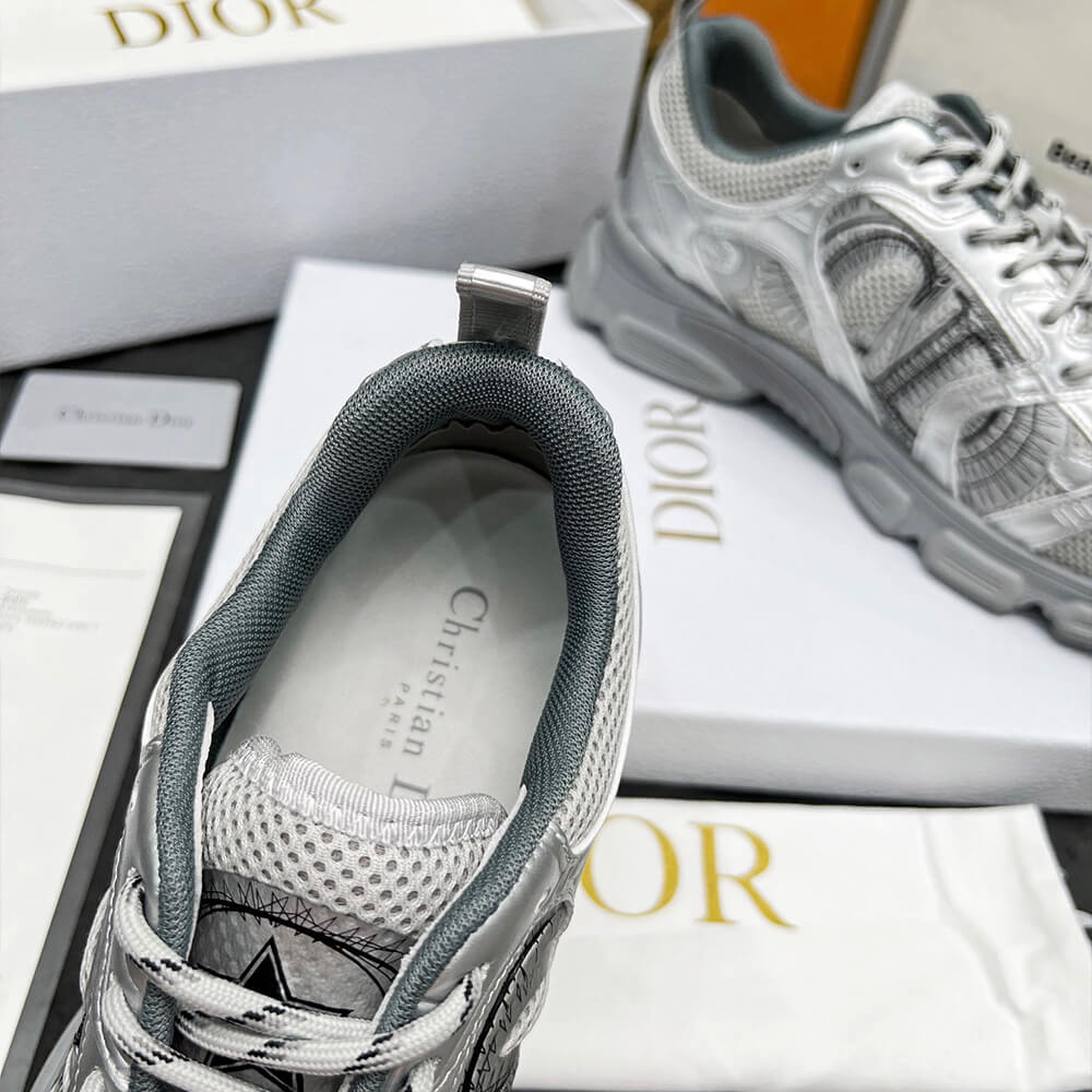 DIOR Chrono Sneaker