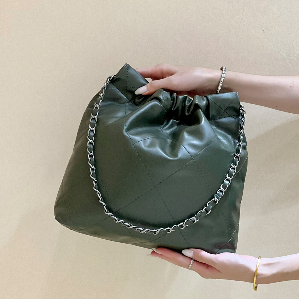 CHANEL 22 HANDBAG(Tax-Free Grade)